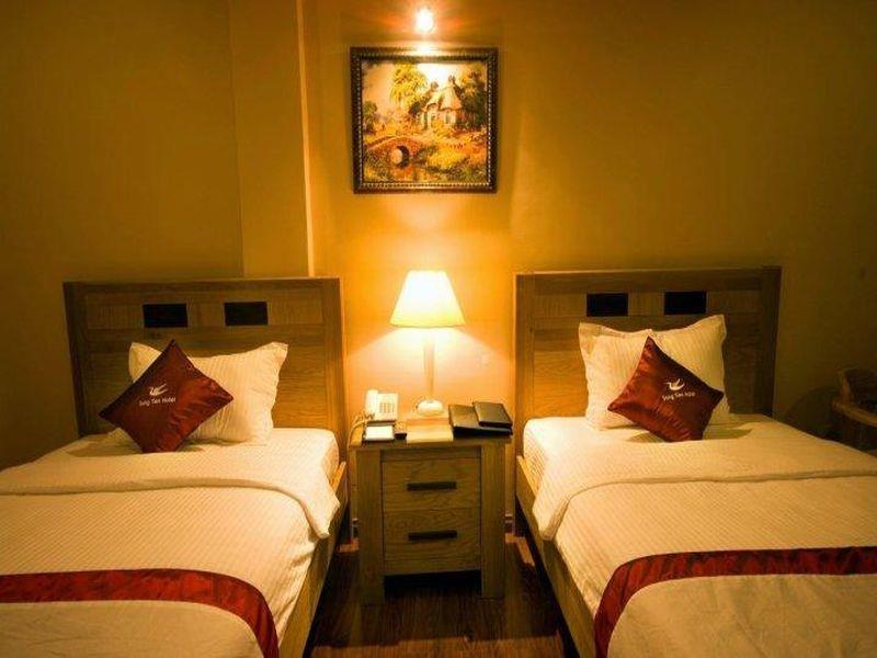 Ha Tien Hotel エクステリア 写真
